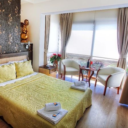Villa Fokai Hotel Yenifoca Exteriér fotografie